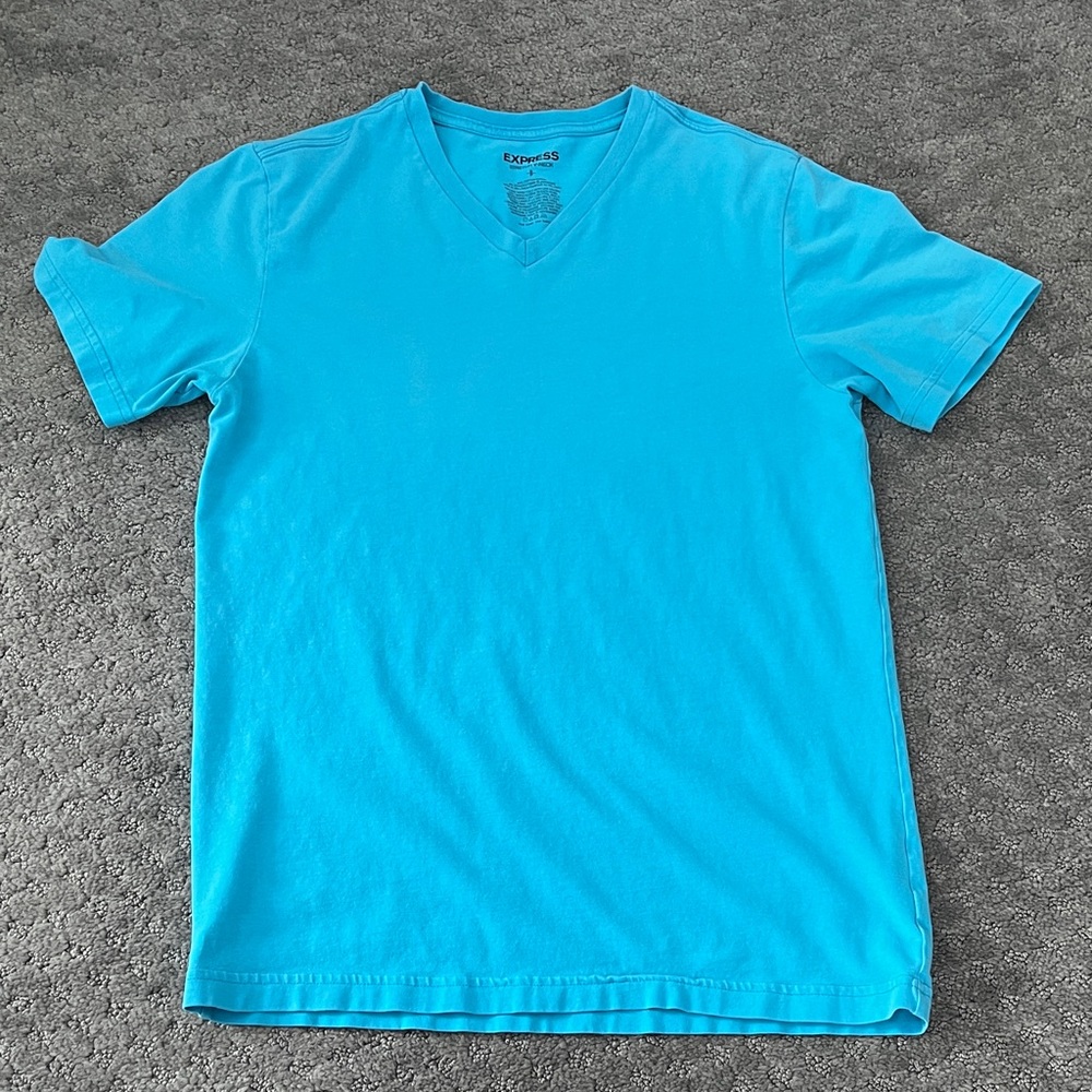 Express V-Neck Tee